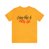 Curvy Hips & Pretty Lips statement T-Shirt/  Unisex Short Sleeve Tee