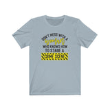 Don't Mess with a Woman Who Knows Crime Scenes  Short Sleeve